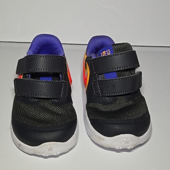 Nike Star Runner 2 Fire Boys Size 5c Strap Front Hook And Loop - Picture 5 of 10